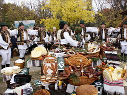 Târgul de toamnă ”Produs în Bucovina” Bucureşti - ediţia a II-a 4-6 noiembrie 2011